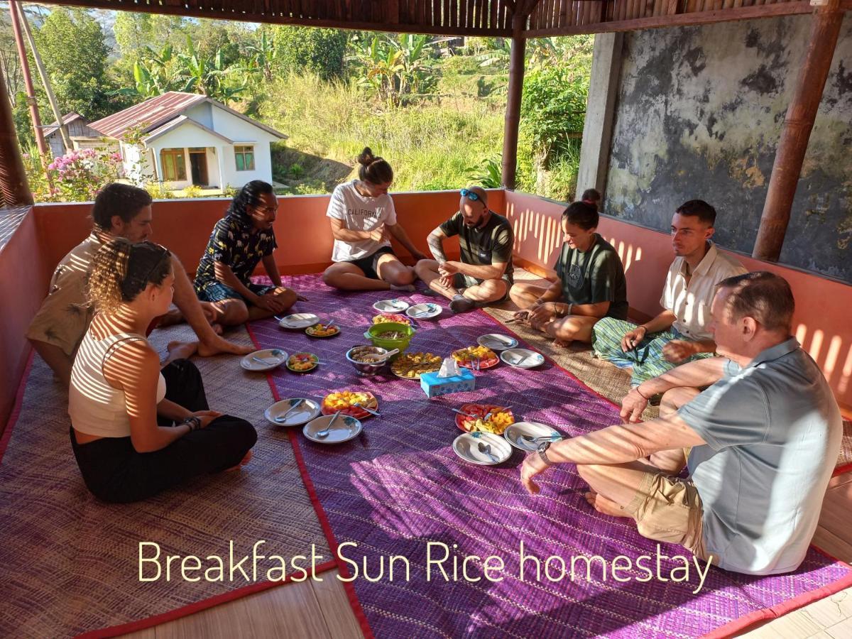 Sun Rice Homestay Ruteng Esterno foto